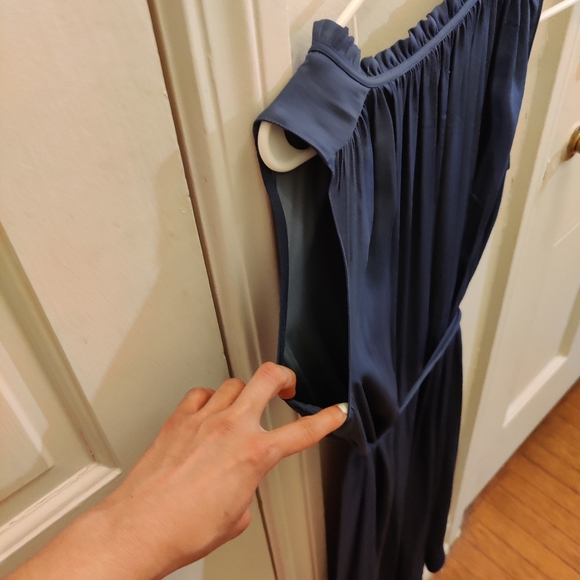 Loft satin blue dress - Picture 4 of 10